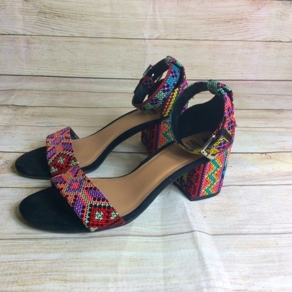 Faryl (farylrobin) black embroidered heel sandal . Size 8. Anthropologie